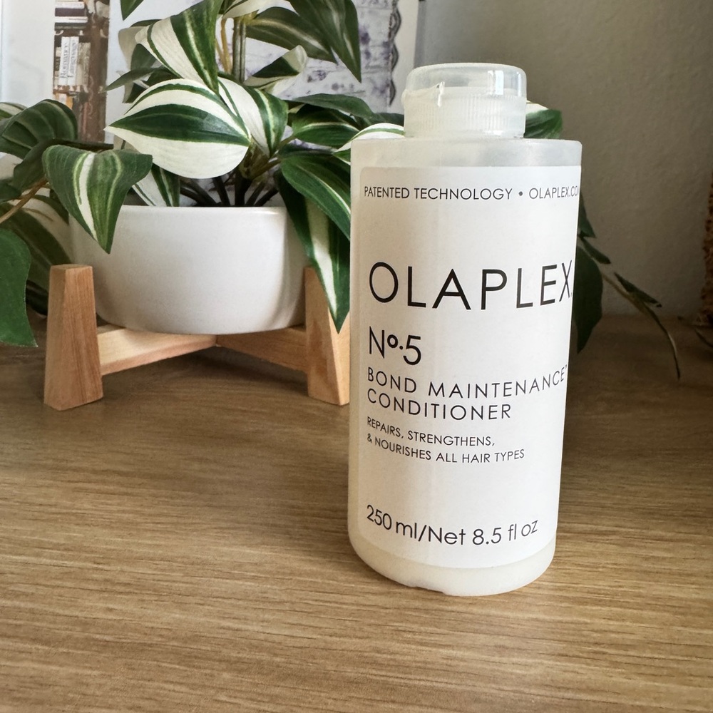 OLAPLEX No. 5 Bond Maintenance Conditioner
